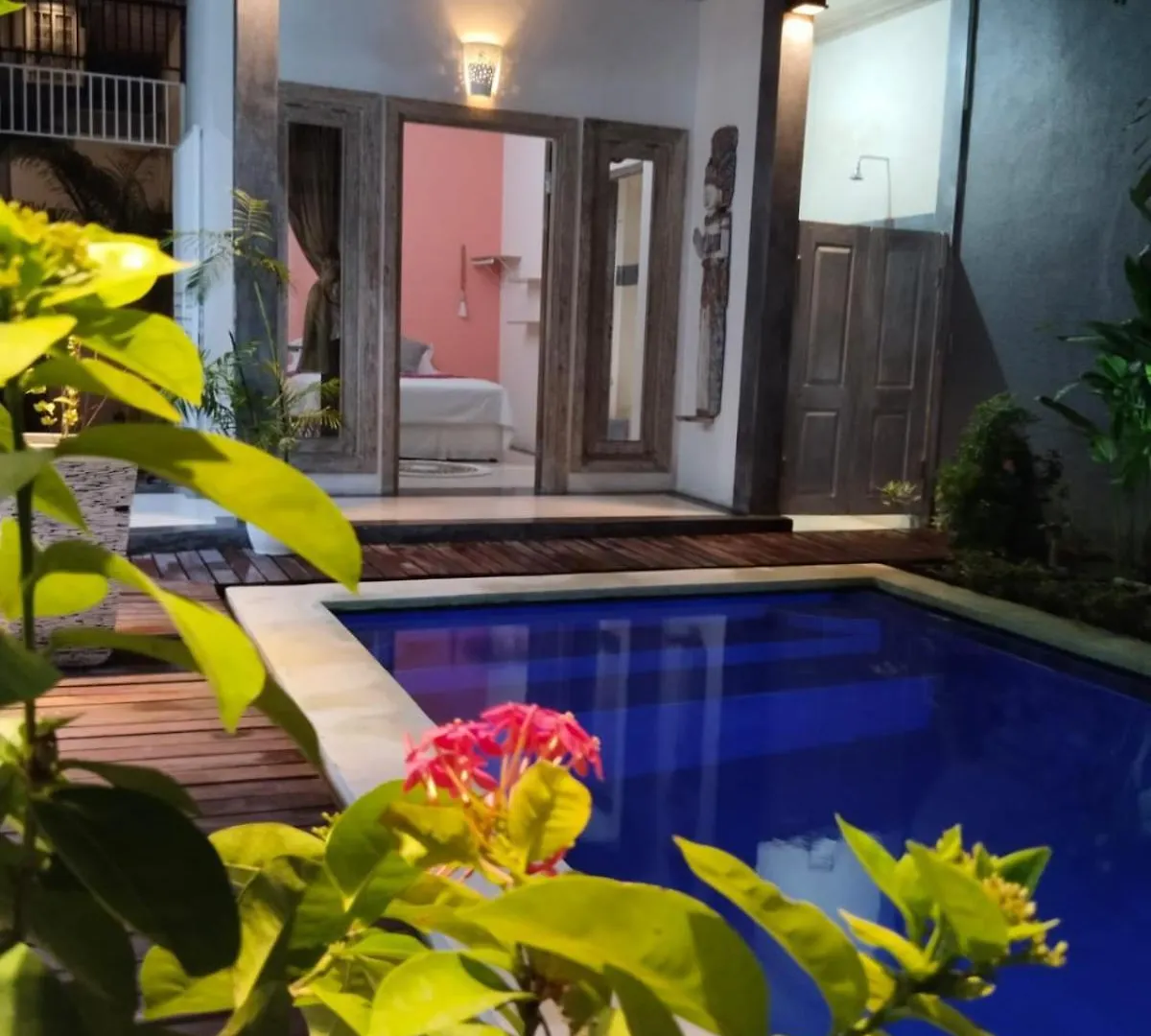 Jojoby Sunset Villa Seminyak  Seminyak (Bali)